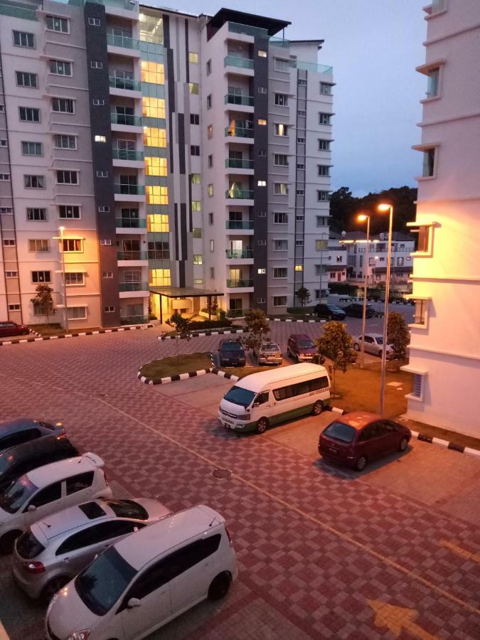 Icolor Home & Stay Ch4 Tanah Rata Exterior photo