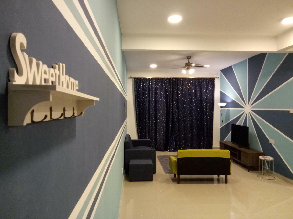 Icolor Home & Stay Ch4 Tanah Rata Exterior photo